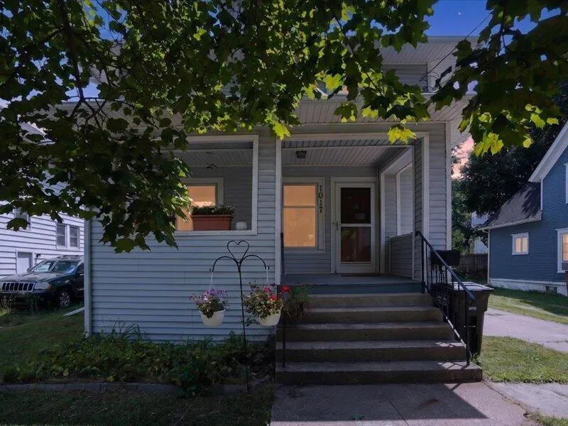 1017 Woodbridge Street Jackson City, MI 49203
