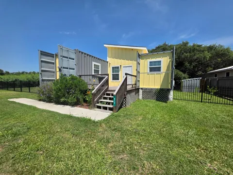 812 Fort Worth St