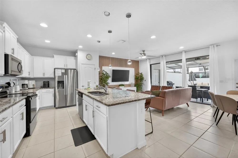 2417 DUBAI STREET Kissimmee, FL 34747