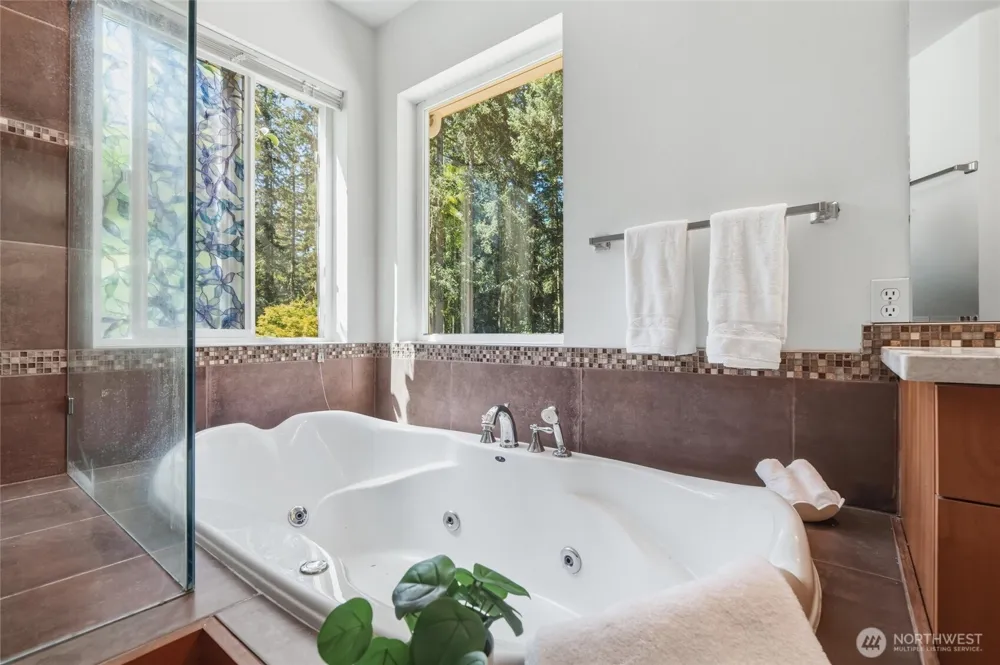 3611 135th Street NW Gig Harbor, WA 98332