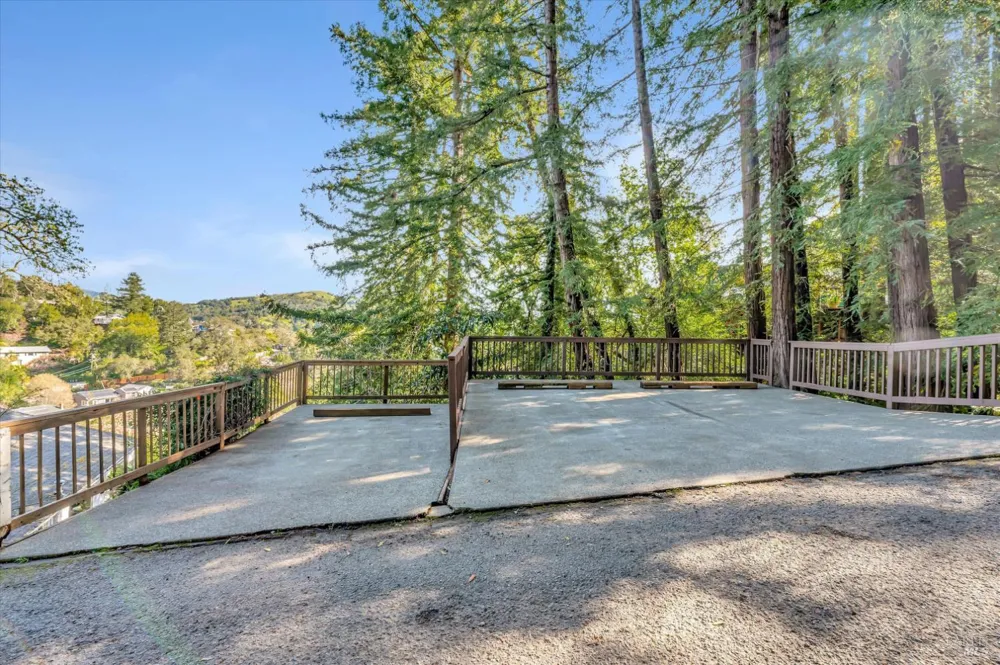 223 Scenic Road Fairfax, CA 94930