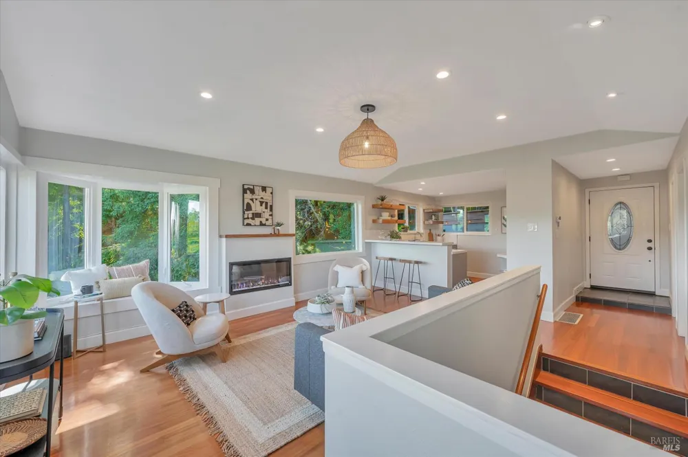 223 Scenic Road Fairfax, CA 94930