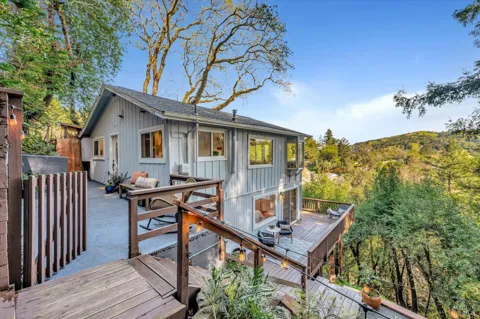 223 Scenic Road