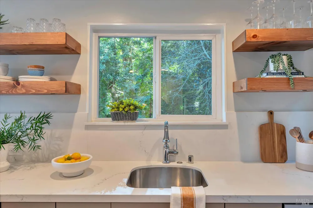 223 Scenic Road Fairfax, CA 94930