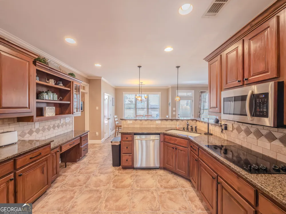 176 Cypress Cove CT Grayson, GA 30017