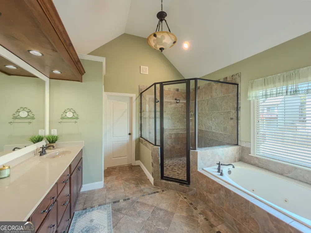 176 Cypress Cove CT Grayson, GA 30017