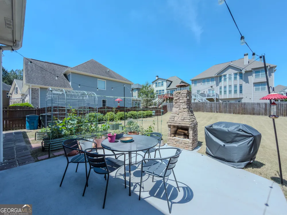 176 Cypress Cove CT Grayson, GA 30017