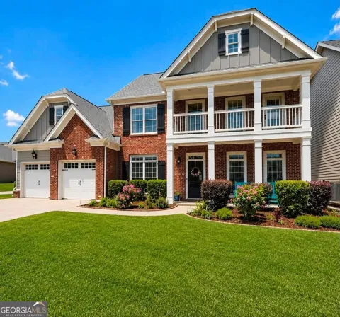 176 Cypress Cove CT