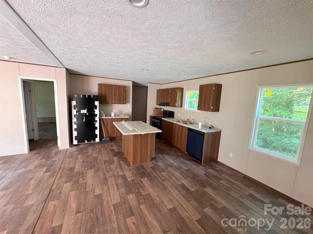 34 S Gaither Avenue Newton, NC 28658