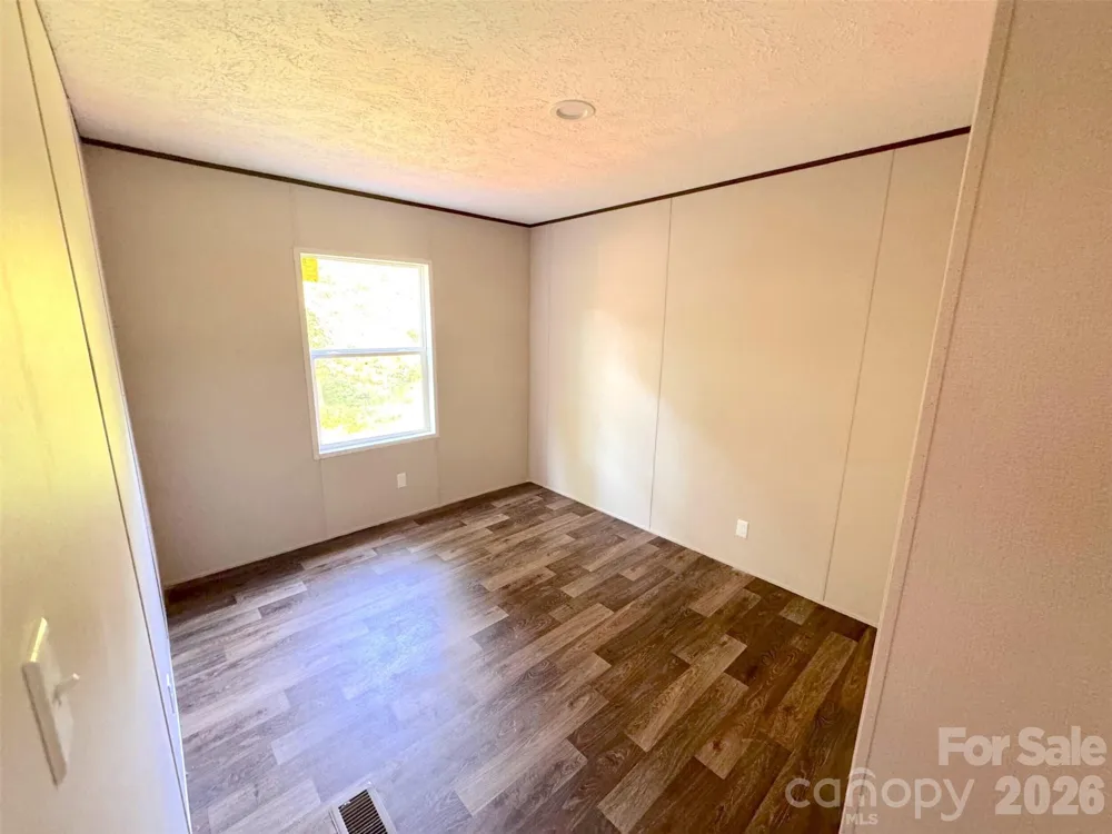 34 S Gaither Avenue Newton, NC 28658