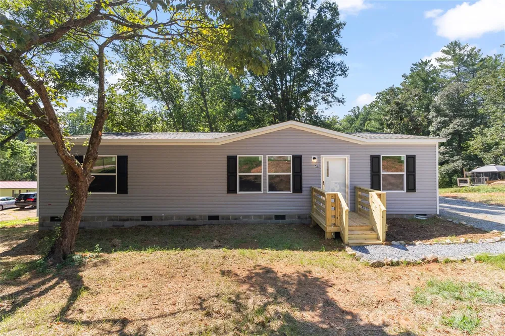 34 S Gaither Avenue Newton, NC 28658