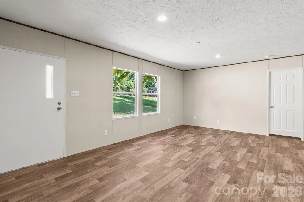 34 S Gaither Avenue Newton, NC 28658