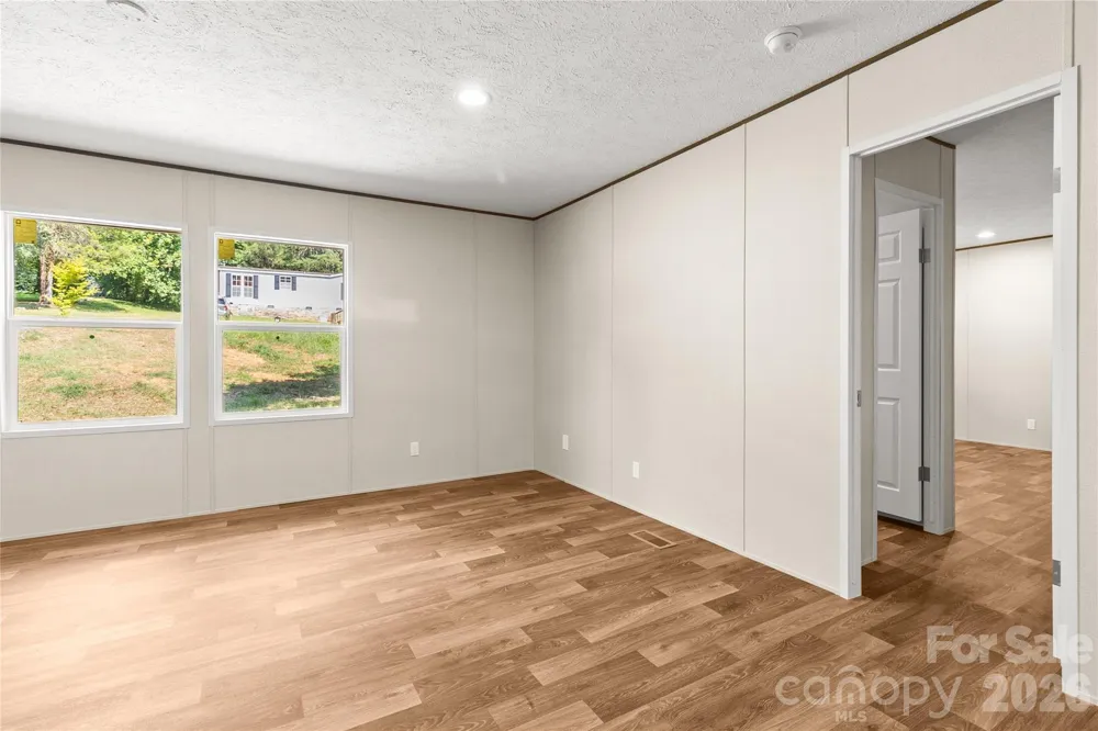 34 S Gaither Avenue Newton, NC 28658