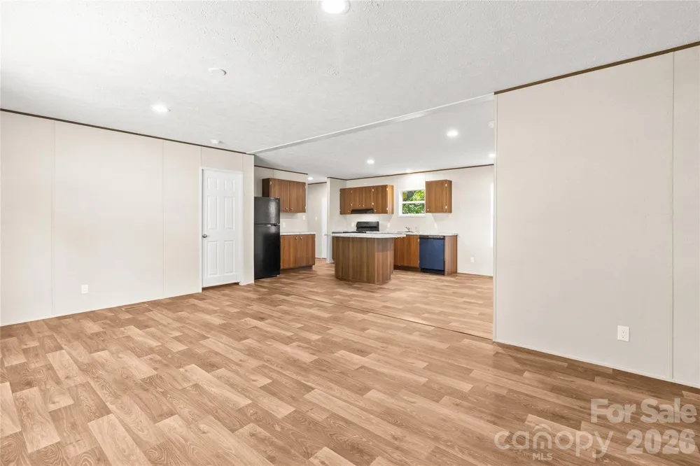 34 S Gaither Avenue Newton, NC 28658