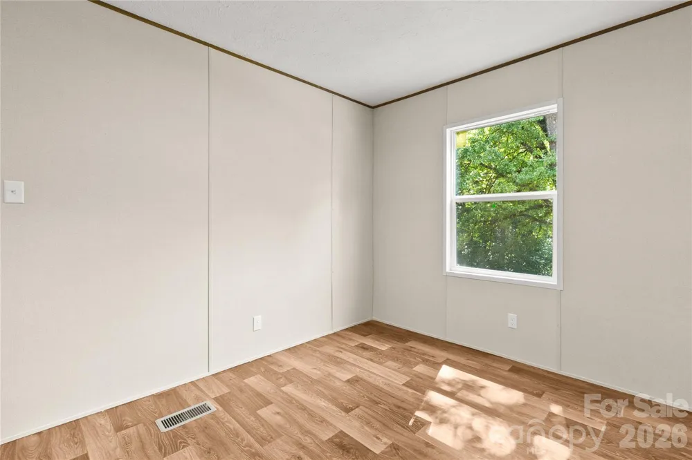 34 S Gaither Avenue Newton, NC 28658
