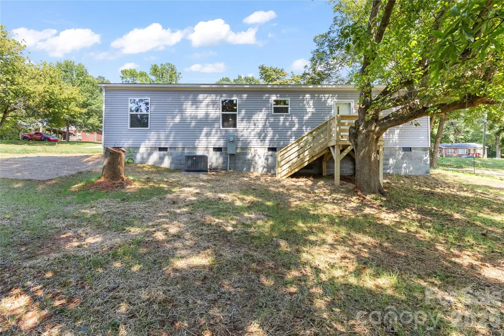 34 S Gaither Avenue Newton, NC 28658