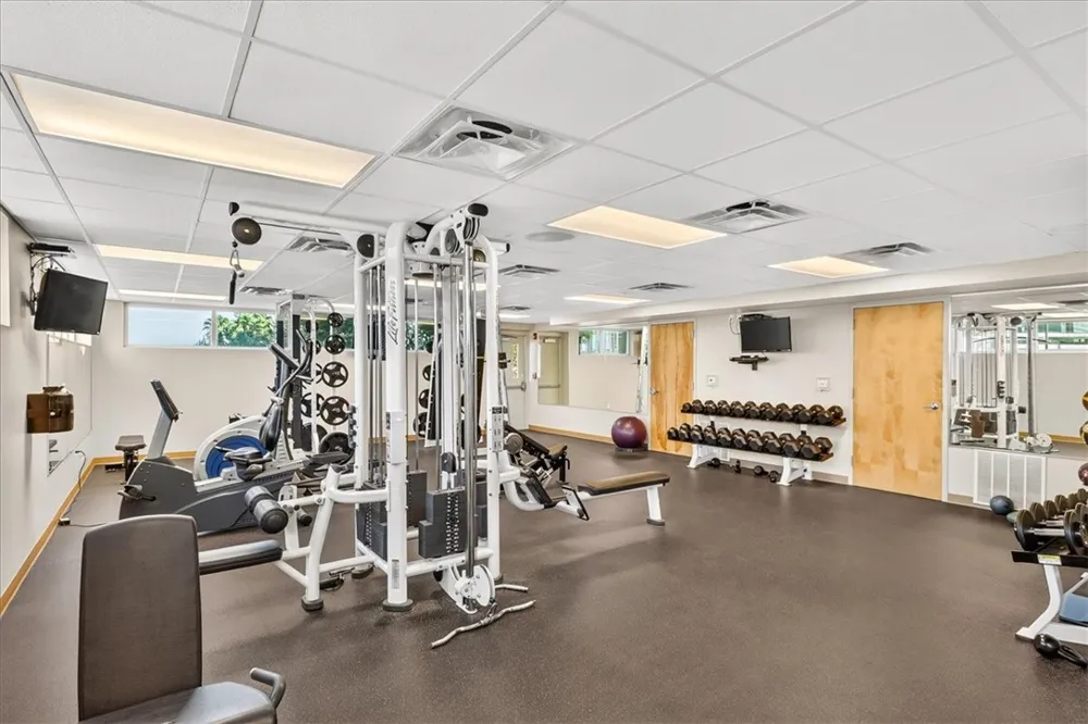 901 Upper Broadway Street #605 Corpus Christi, TX 78401