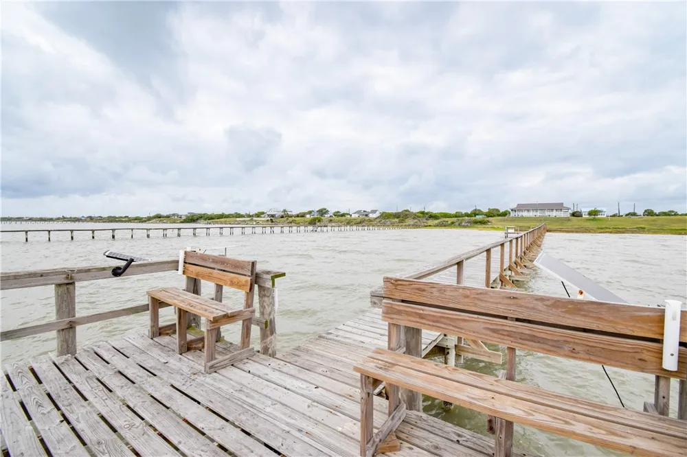 2006 First Street Bayside, TX 78340