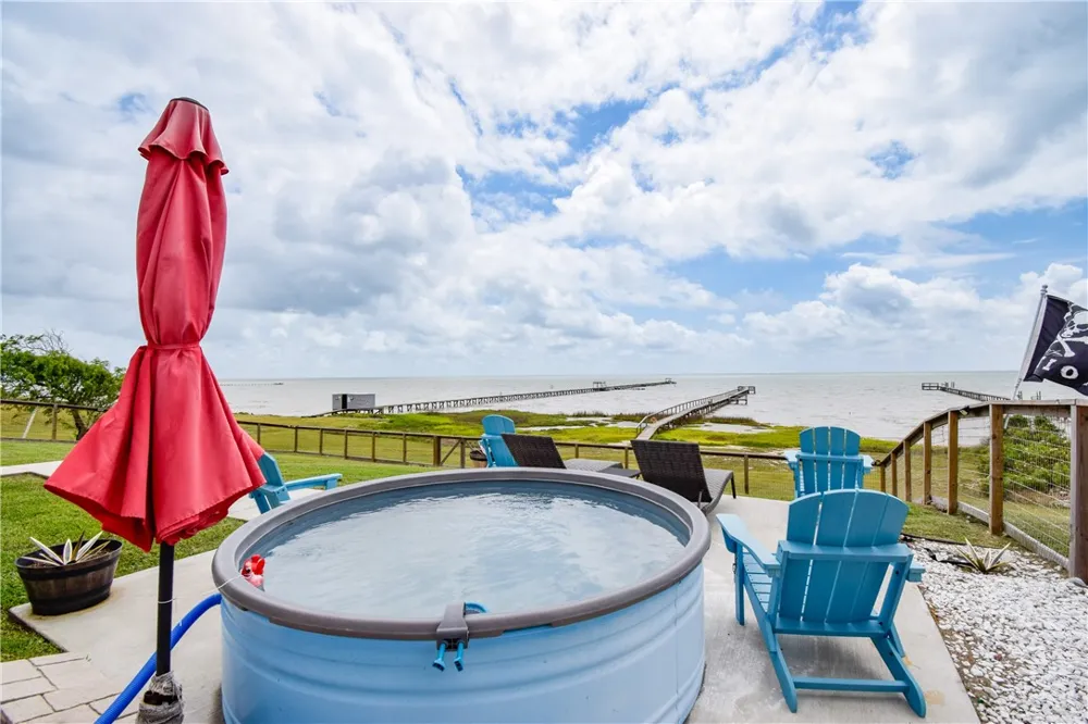 2006 First Street Bayside, TX 78340