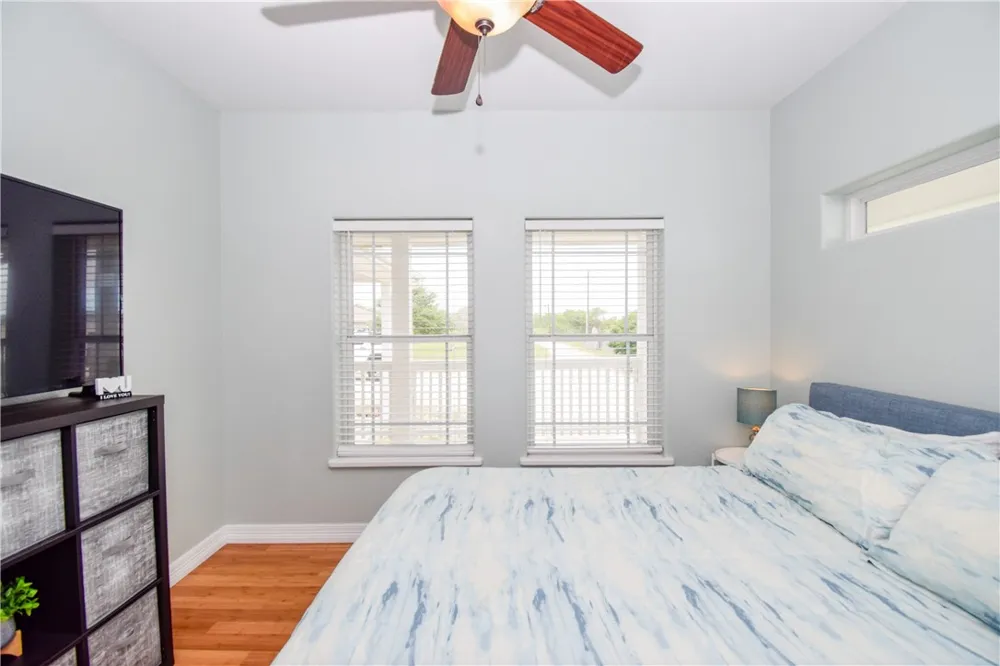 2006 First Street Bayside, TX 78340