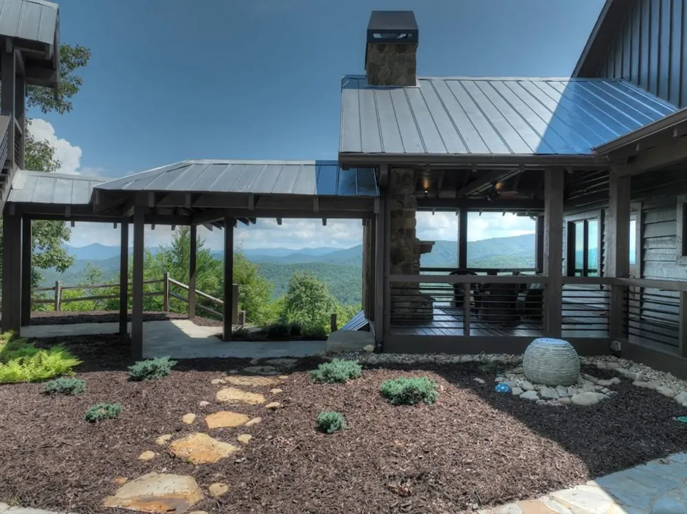440 Cochise Road Blue Ridge, GA 30513