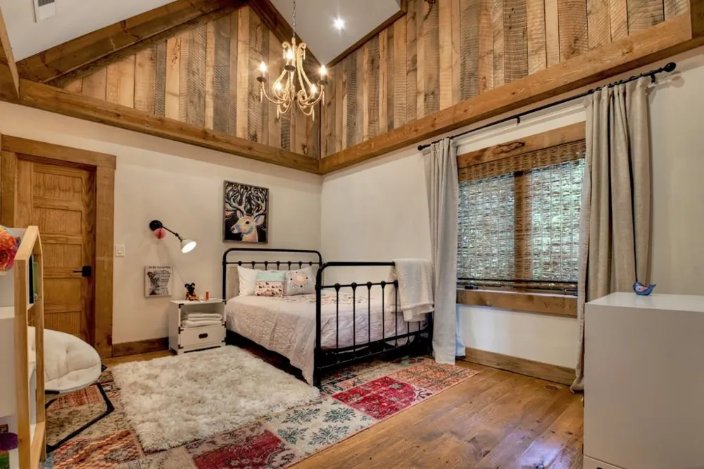 440 Cochise Road Blue Ridge, GA 30513