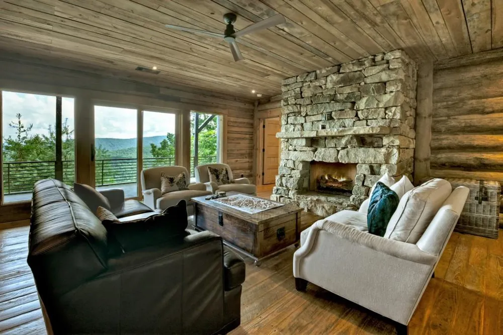 440 Cochise Road Blue Ridge, GA 30513