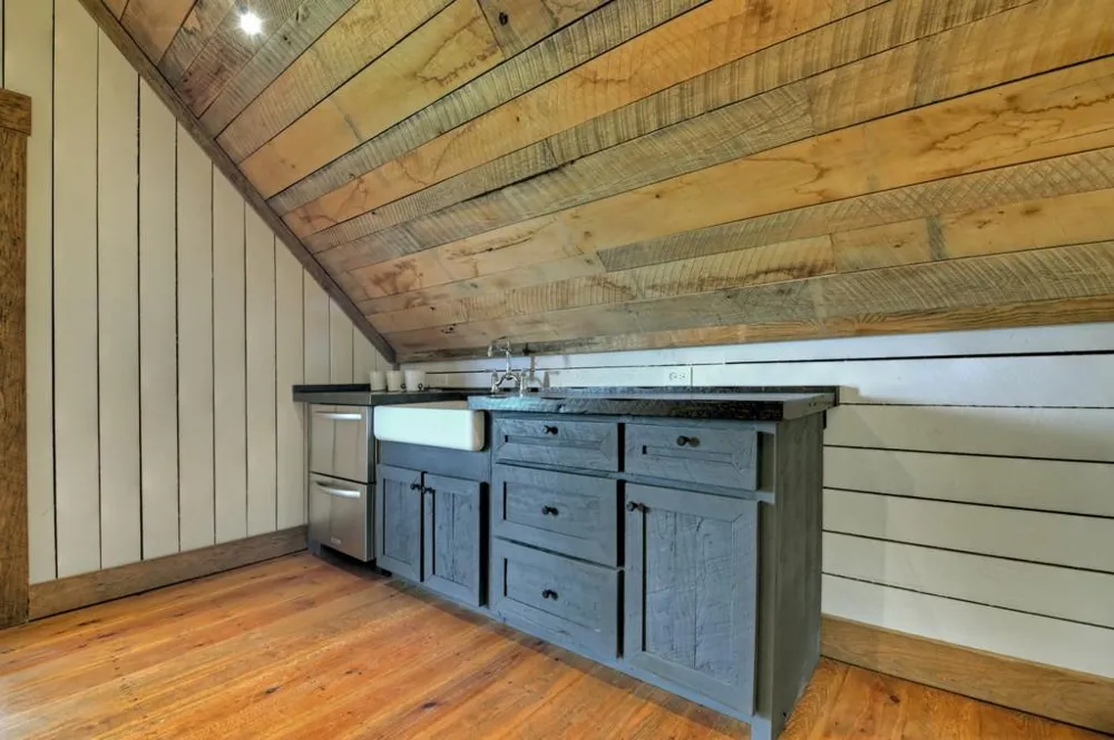 440 Cochise Road Blue Ridge, GA 30513