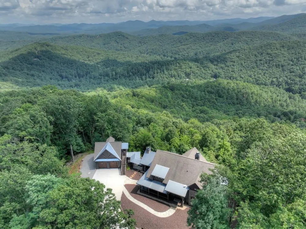 440 Cochise Road Blue Ridge, GA 30513