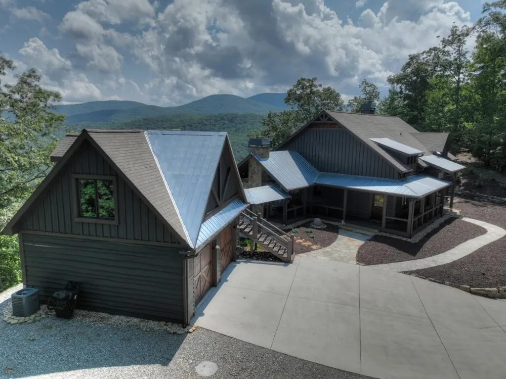440 Cochise Road Blue Ridge, GA 30513
