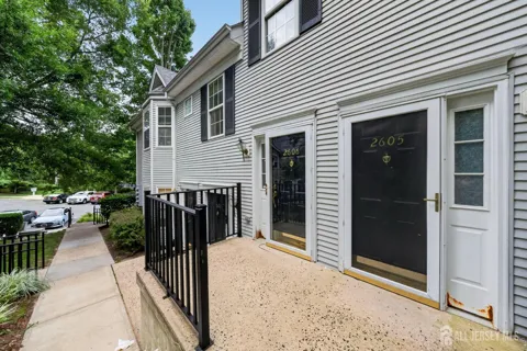 2606 cypress Lane