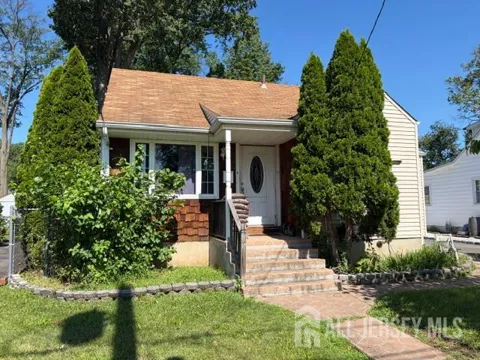 25 chase Avenue