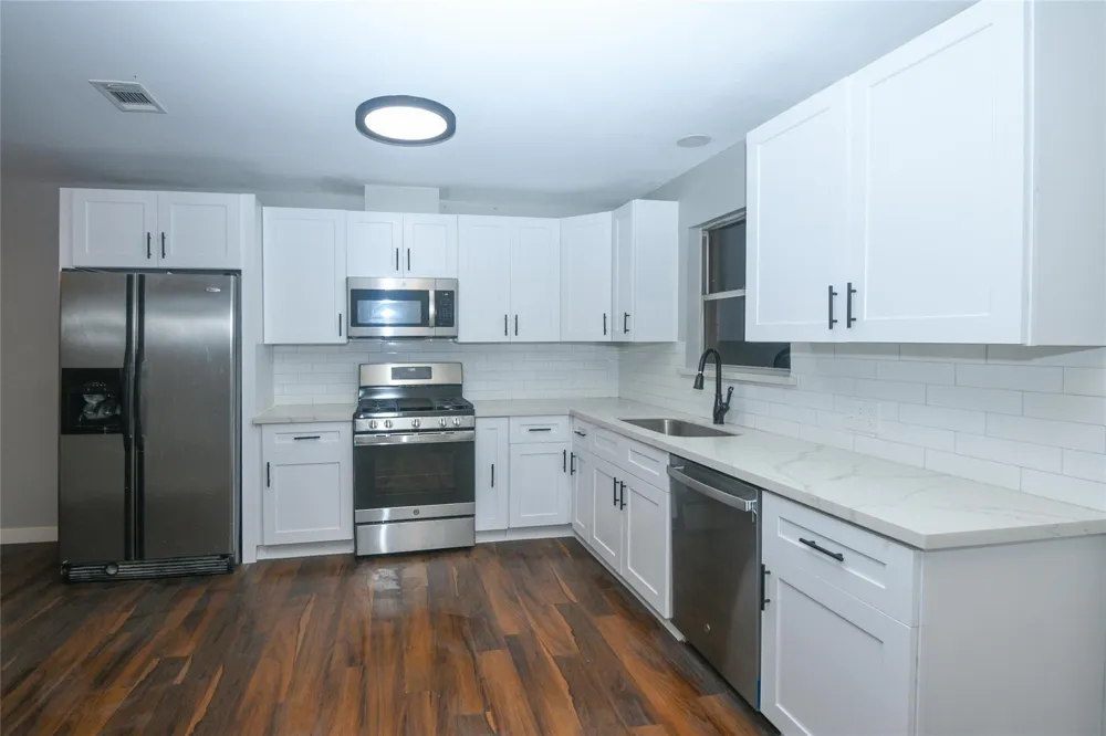 204 E 18th Street Georgetown, TX 78626