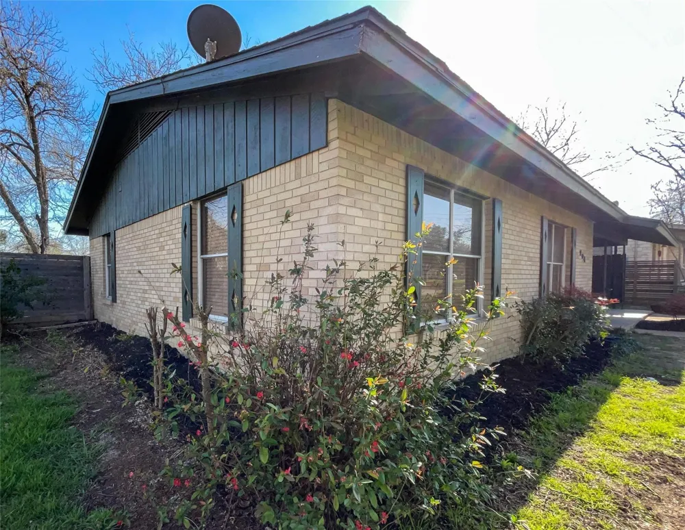 204 E 18th Street Georgetown, TX 78626
