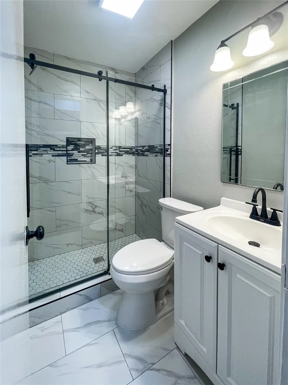 204 E 18th Street Georgetown, TX 78626