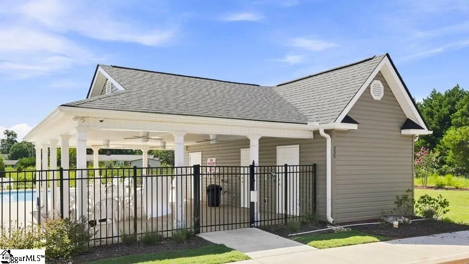 949 Kerwood Street Wellford, SC 29385