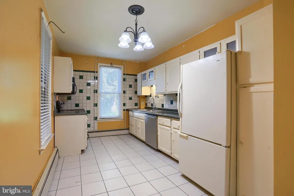 402 S PENN STREET Shippensburg, PA 17257