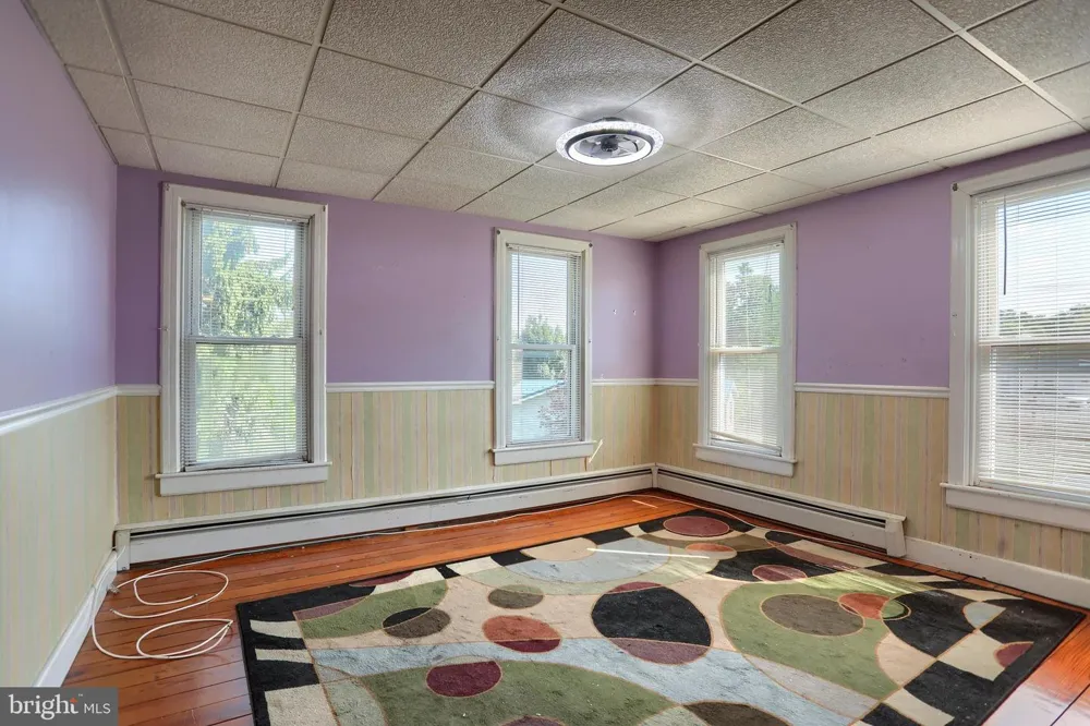 402 S PENN STREET Shippensburg, PA 17257