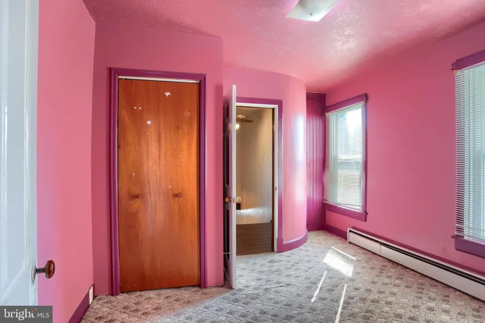 402 S PENN STREET Shippensburg, PA 17257