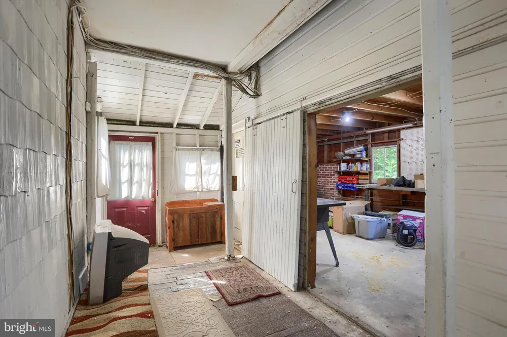 402 S PENN STREET Shippensburg, PA 17257