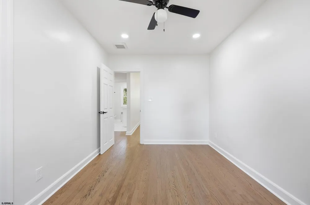 1180 E Park Ave Vineland, NJ 08360