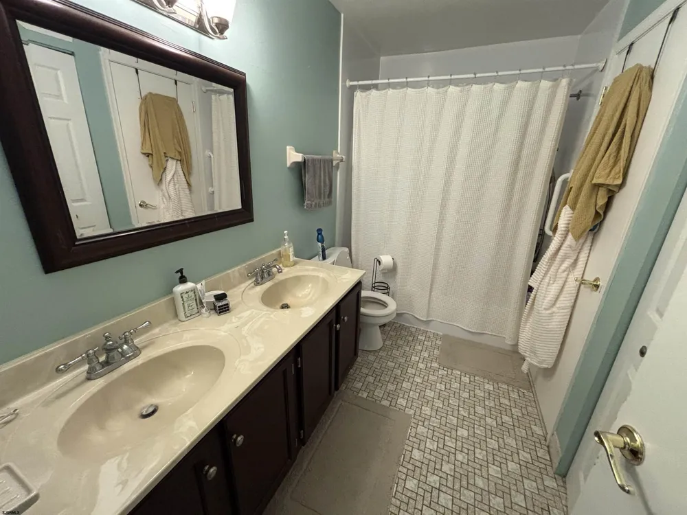 4906 Willow Oak Mays Landing, NJ 08330