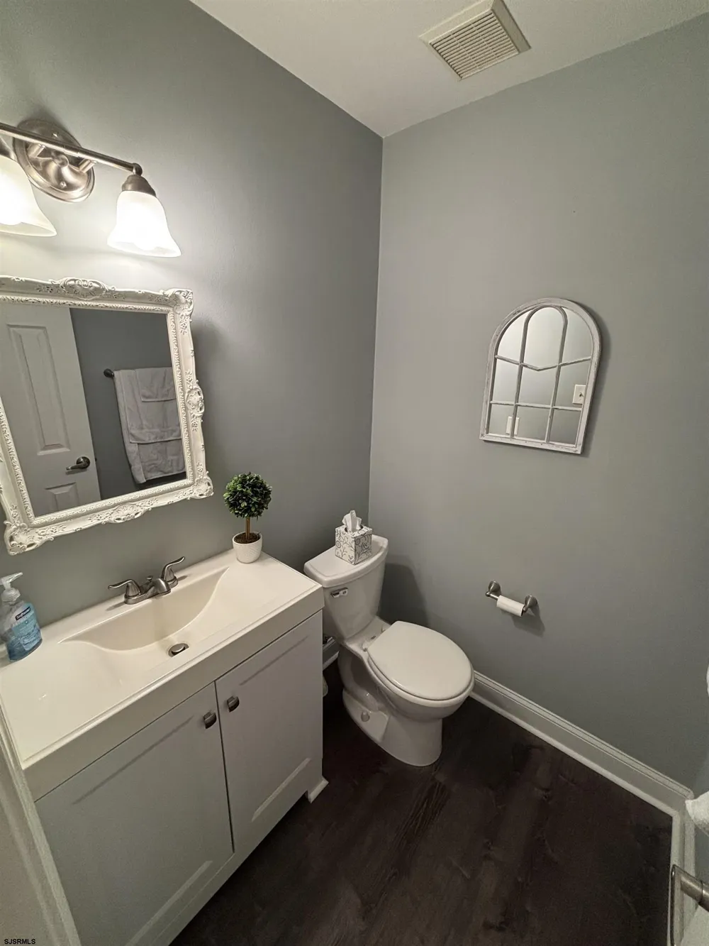 4906 Willow Oak Mays Landing, NJ 08330