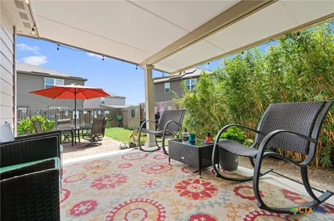 212 Hyacinth Way