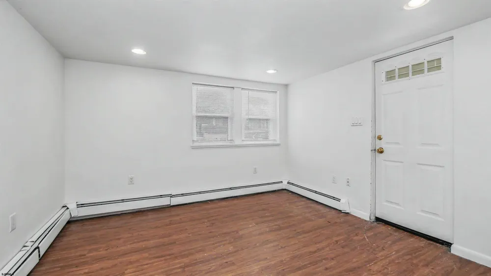 516 N Connecticut Ave Atlantic City, NJ 08401
