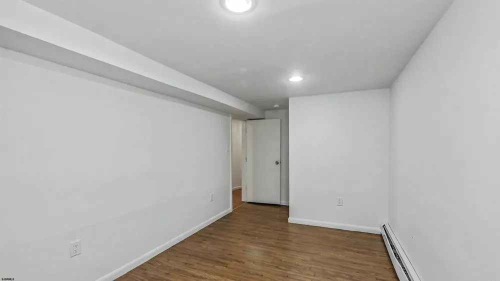 516 N Connecticut Ave Atlantic City, NJ 08401