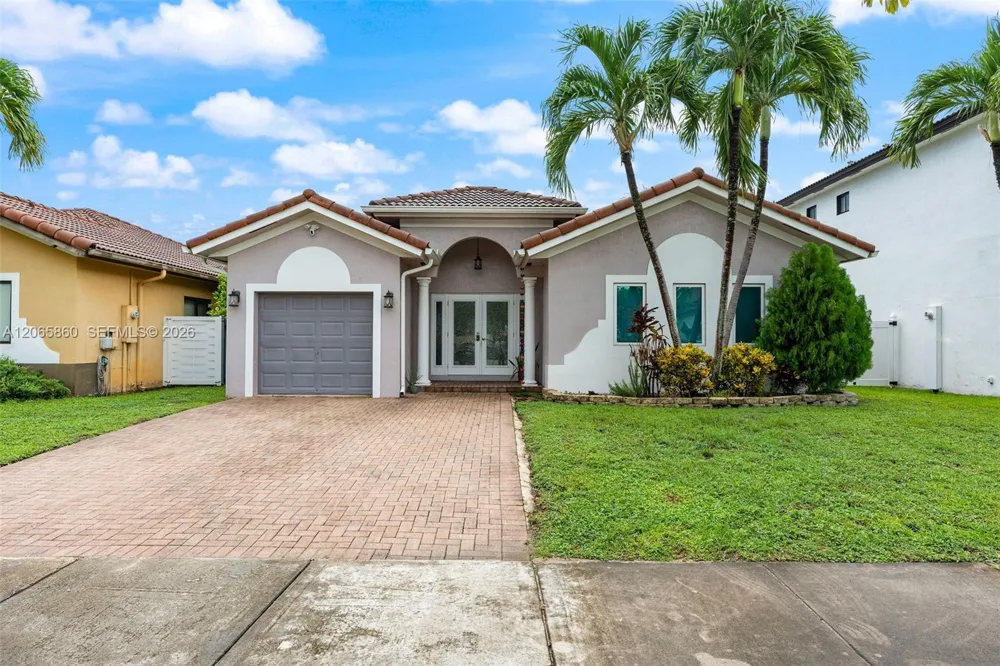 15717 SW 138th Ter Miami, FL 33196