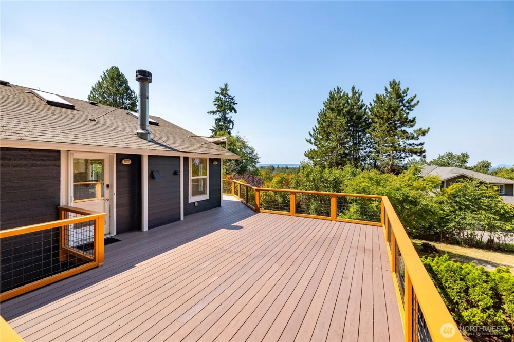 20801 Hermway Heights Place Mount Vernon, WA 98274