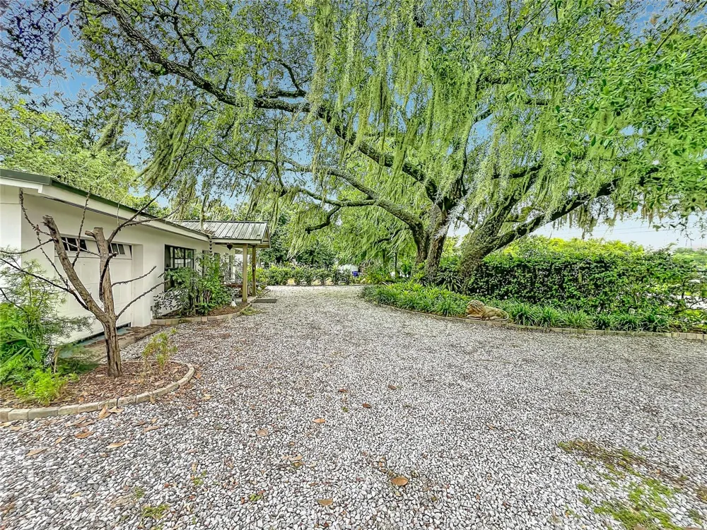 3851 S SANFORD AVENUE Sanford, FL 32773