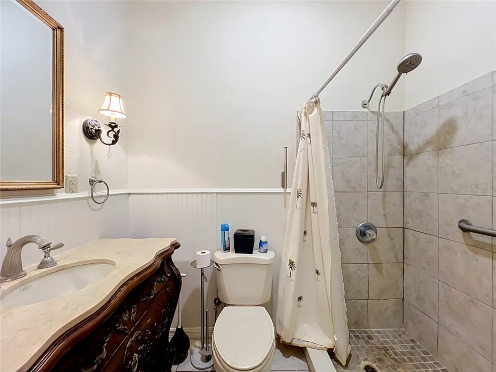 3851 S SANFORD AVENUE Sanford, FL 32773